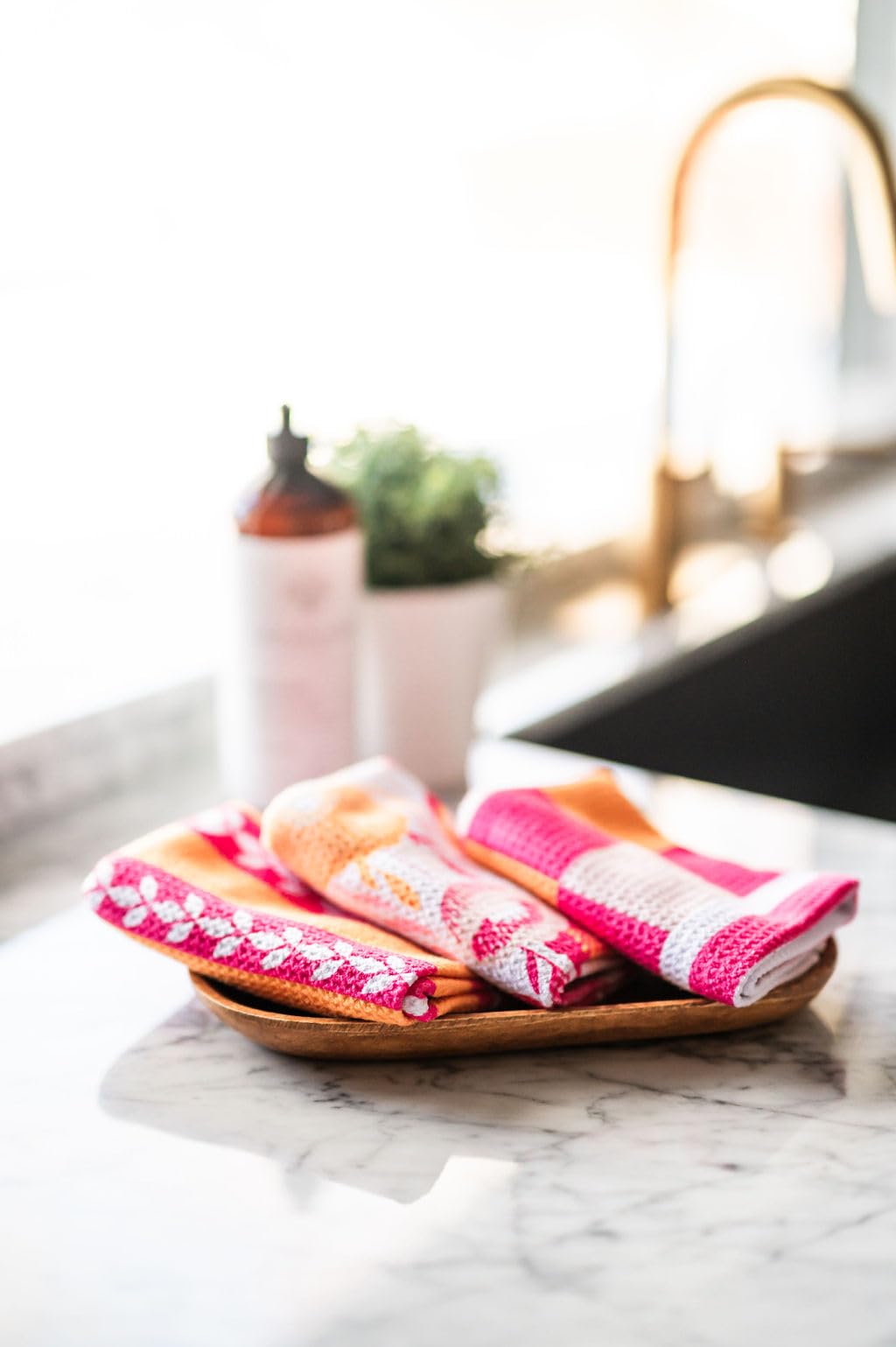 || 3 Pack|| Not Your Ordinary Dish Towels || Waffle Weave Microfiber || Tea Towels || Highly Absorbent || Hanging Loop || Dish Cloths || Modern || Designer Prints (Easter Bows)