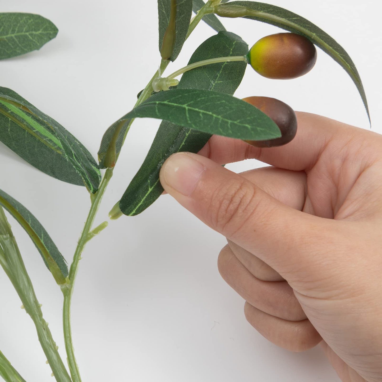 SHACOS 4 PCS 28 inch Artificial Olive Branches Greenery Stems for Vases Olive Stems with Olives Faux Olive Tree Branch for Home Wedding Shop Office Garden Decor DIY Floral Crafts