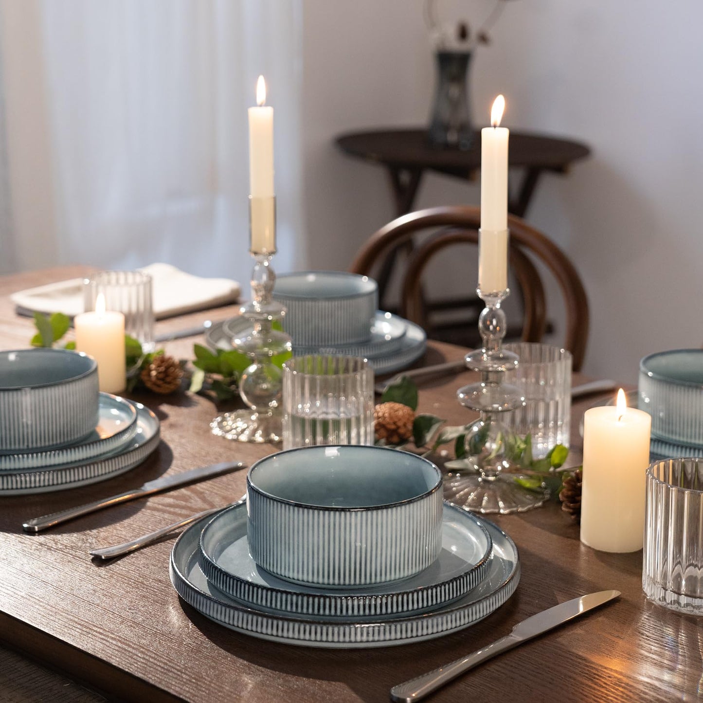 Famiware Star Dinnerware Sets, Plates and Bowls Set for 4, 12 Pieces Dishes- Chip and Scratch Resistant, Microwave and Dishwasher Safe Kitchen Set, Cappuccino White