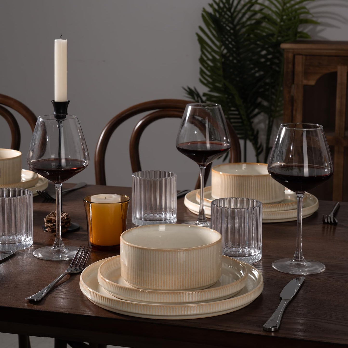 Famiware Star Dinnerware Sets, Plates and Bowls Set for 4, 12 Pieces Dishes- Chip and Scratch Resistant, Microwave and Dishwasher Safe Kitchen Set, Cappuccino White