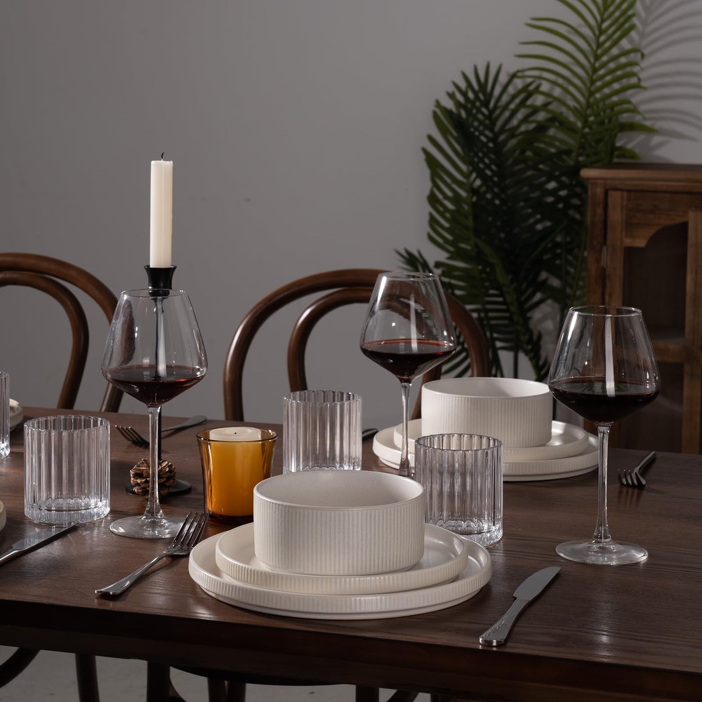 Famiware Star Dinnerware Sets, Plates and Bowls Set for 4, 12 Pieces Dishes- Chip and Scratch Resistant, Microwave and Dishwasher Safe Kitchen Set, Cappuccino White