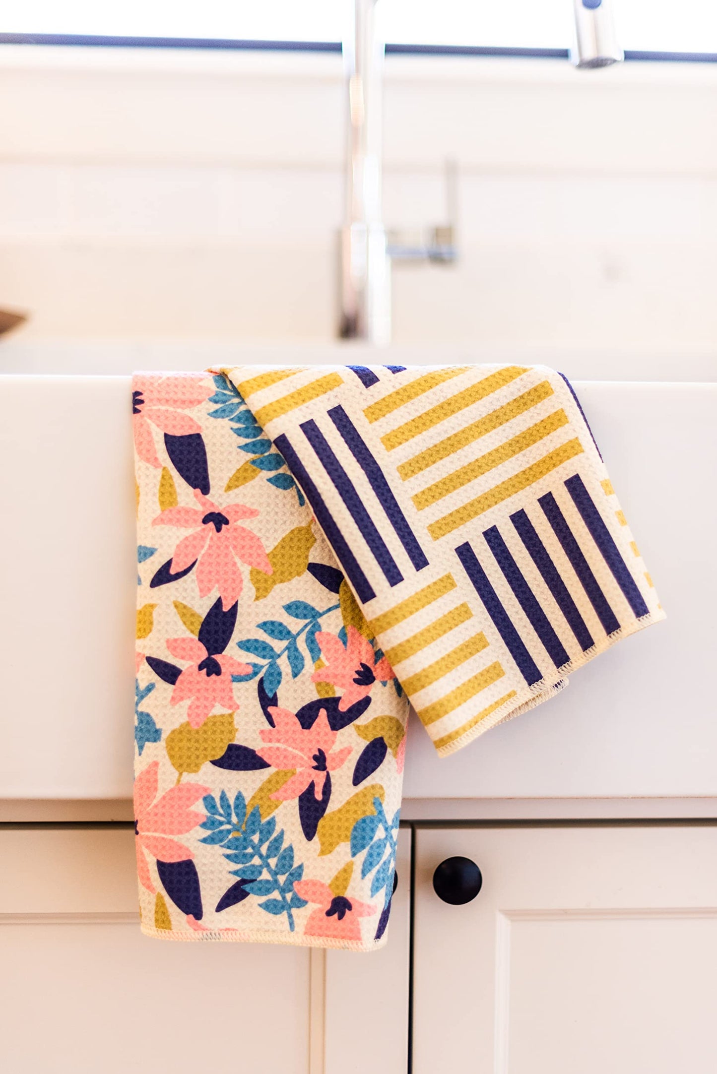 || 3 Pack|| Not Your Ordinary Dish Towels || Waffle Weave Microfiber || Tea Towels || Highly Absorbent || Hanging Loop || Dish Cloths || Modern || Designer Prints (Easter Bows)