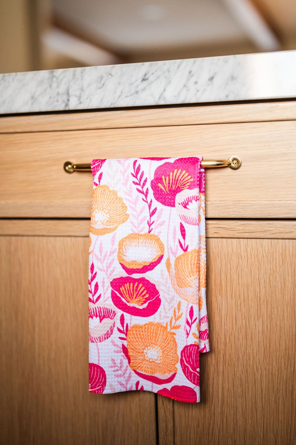 || 3 Pack|| Not Your Ordinary Dish Towels || Waffle Weave Microfiber || Tea Towels || Highly Absorbent || Hanging Loop || Dish Cloths || Modern || Designer Prints (Easter Bows)