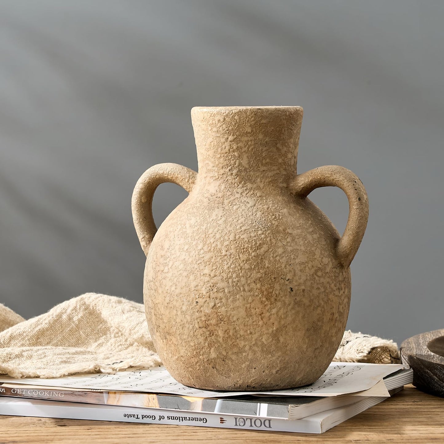 SIDUCAL Rustic Ceramic Farmhouse Flower Vase with 2 Handles, Whitewashed Terra Cotta Vase, Decorative Pottery Flower for Home Decor, Table, Living Room, Shelf Decor, 7.3 Inch, Terra
