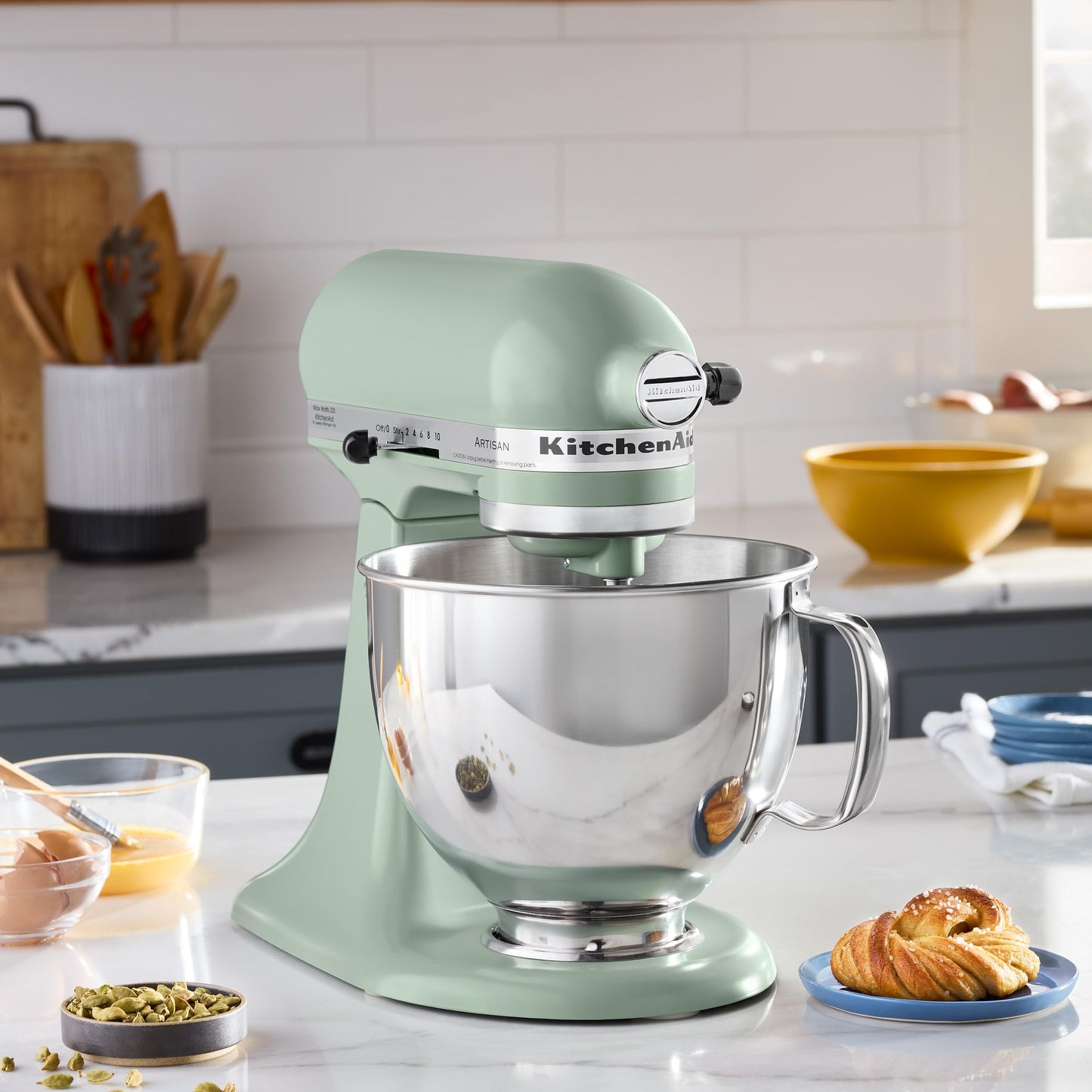 KitchenAid Artisan Series 5-Quart Tilt-Head Stand Mixer - KSM150PS, Milkshake