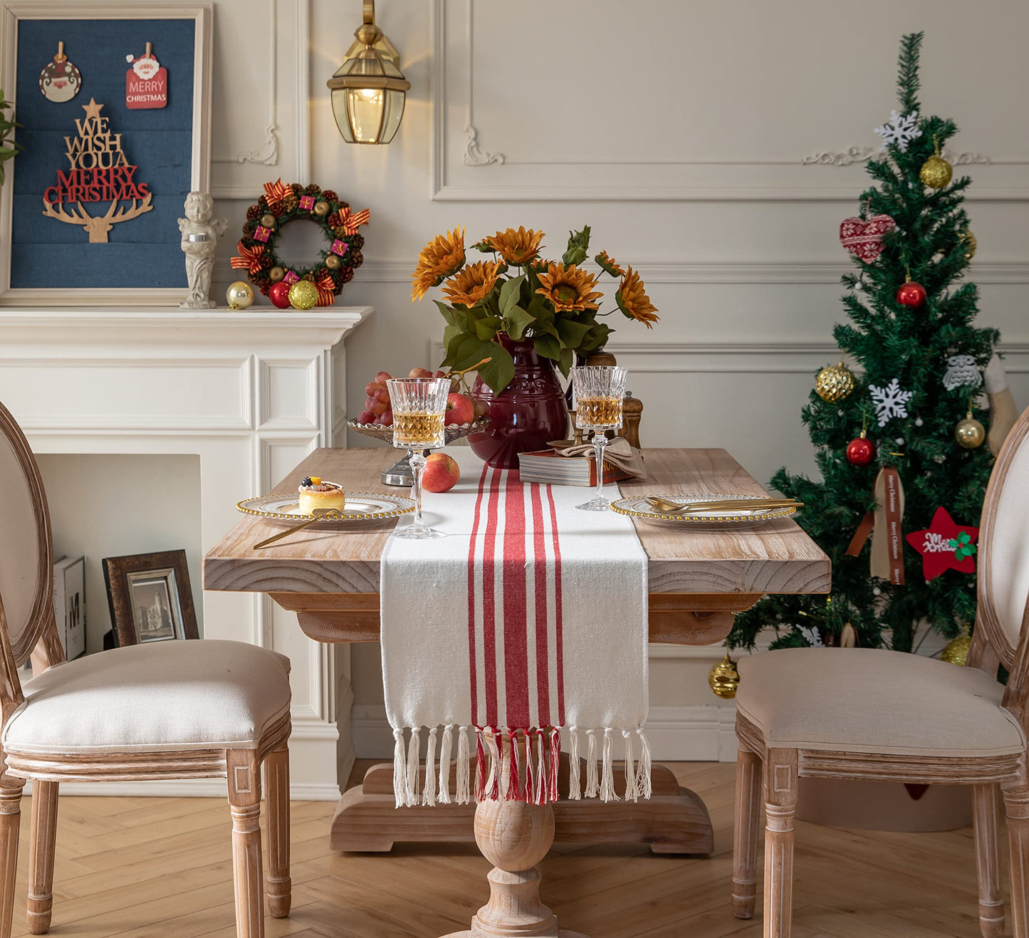Caflife Boho Table Runner for Modern Farmhouse Decor, Dining Table décor 13 x 72 Inch Long, Coffee Table Runner with Handcrafted Tassels, Green and Beige Stripe Table Runner for Home Boho décor