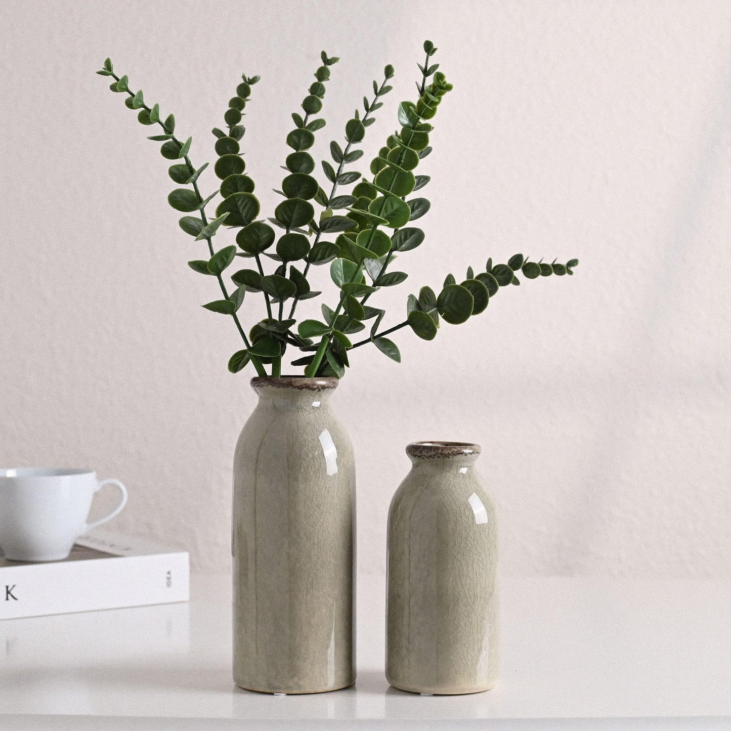 VICTOR & TERESA White Ceramic Vases Home Decor, Farmhouse Vase for Flowers, Flower Vase Set of 2, Rustic Decorative Vases for Pampas Grass, Table, Living Room, Shelf, Centerpieces, 8 inch