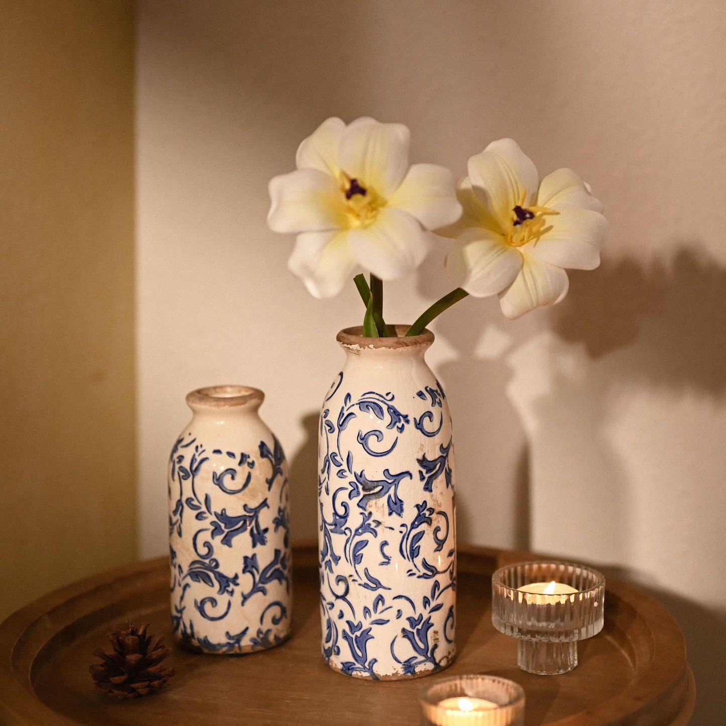 VICTOR & TERESA White Ceramic Vases Home Decor, Farmhouse Vase for Flowers, Flower Vase Set of 2, Rustic Decorative Vases for Pampas Grass, Table, Living Room, Shelf, Centerpieces, 8 inch
