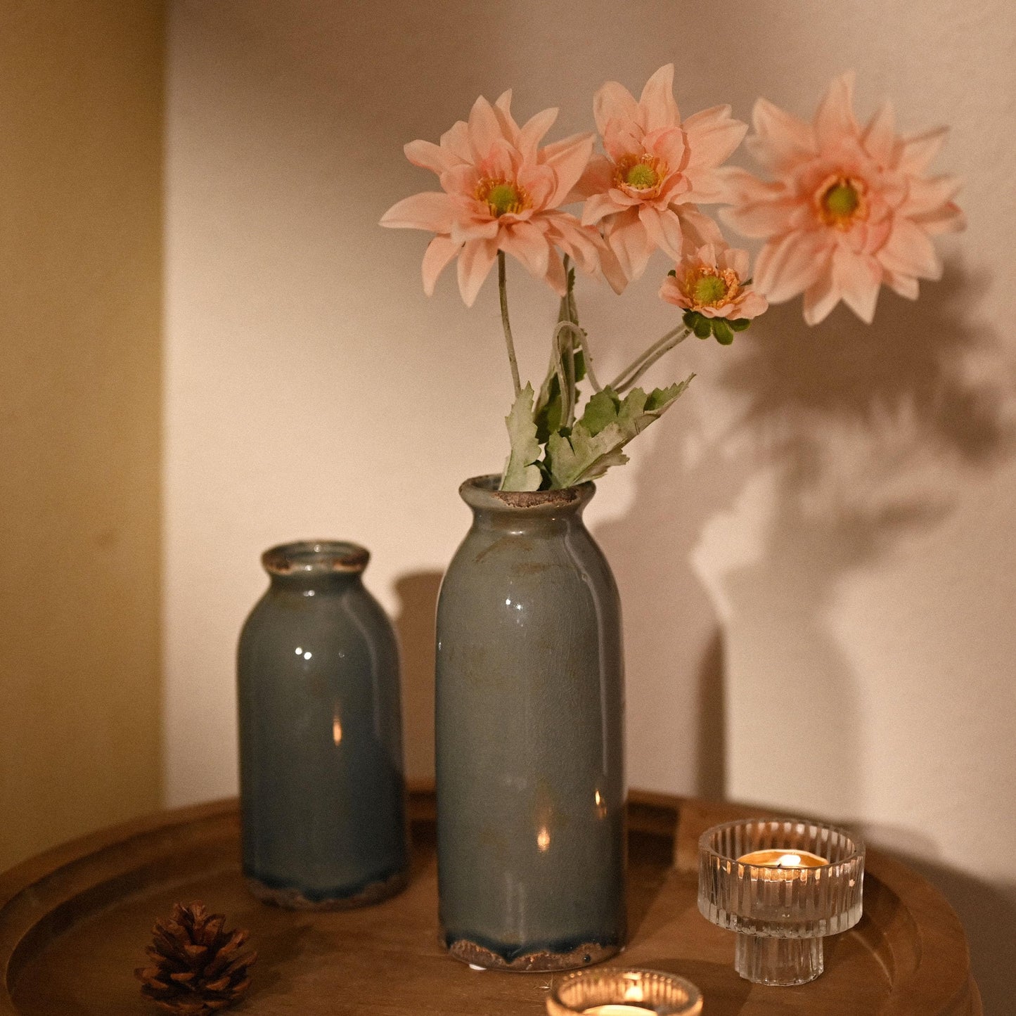 VICTOR & TERESA White Ceramic Vases Home Decor, Farmhouse Vase for Flowers, Flower Vase Set of 2, Rustic Decorative Vases for Pampas Grass, Table, Living Room, Shelf, Centerpieces, 8 inch